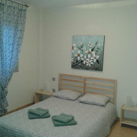 Buzanada Apartamentos Eos מראה חיצוני תמונה